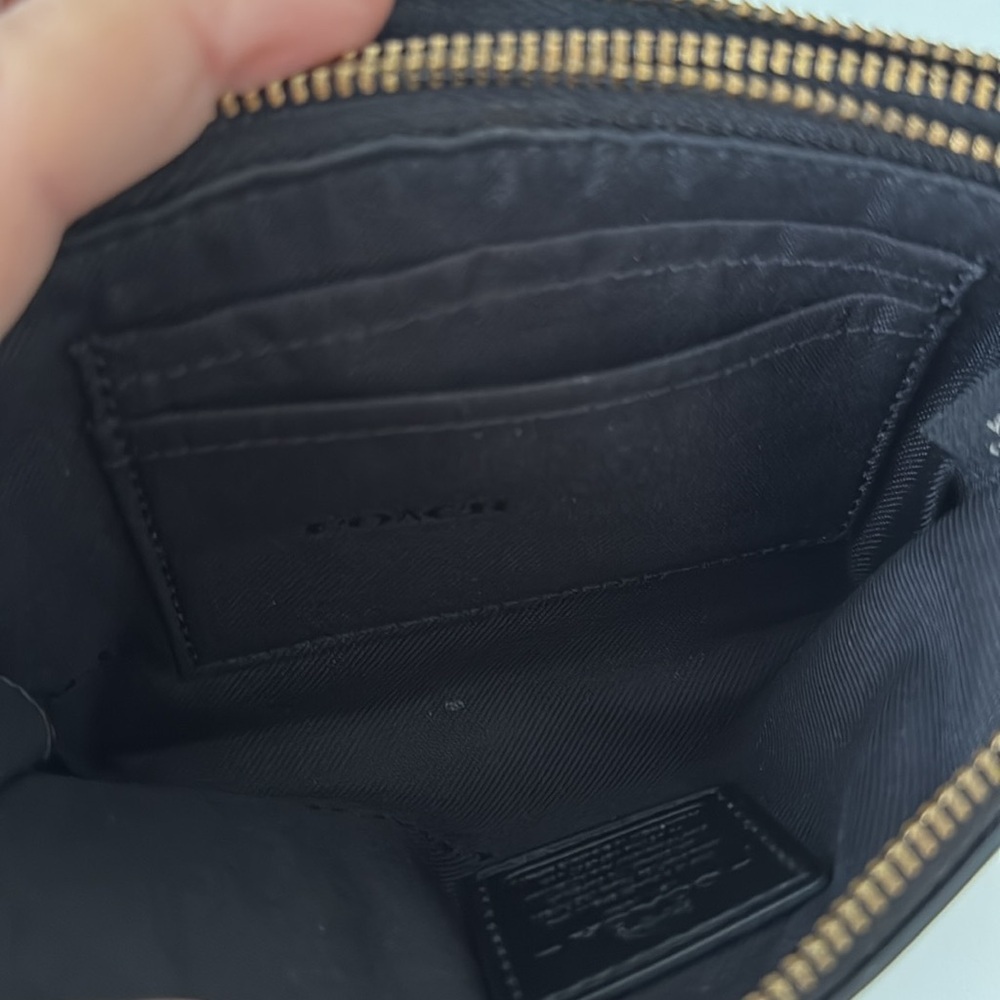 Coach zipper wallet - Picture 5 of 5